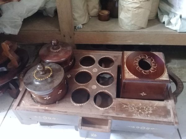 tatakan tempat minum tempat tisu kayu jati - Cokelat